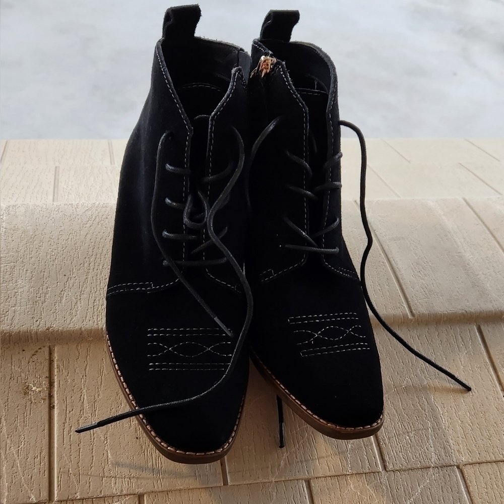 KELSI DAGGER ‎ GETAWAY BLACK SUEDE BOOTIES - Picture 8 of 11
